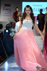 Urvashi Rautela Ramp Walk At Wedding Vows Fashion Show